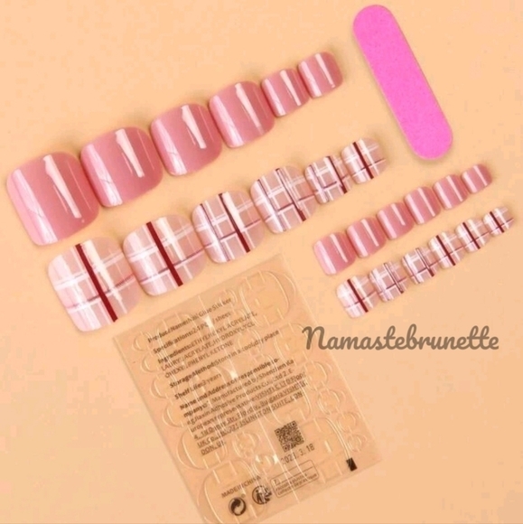 2/$16 Pink Plaid Press on Toenails - Picture 4 of 11